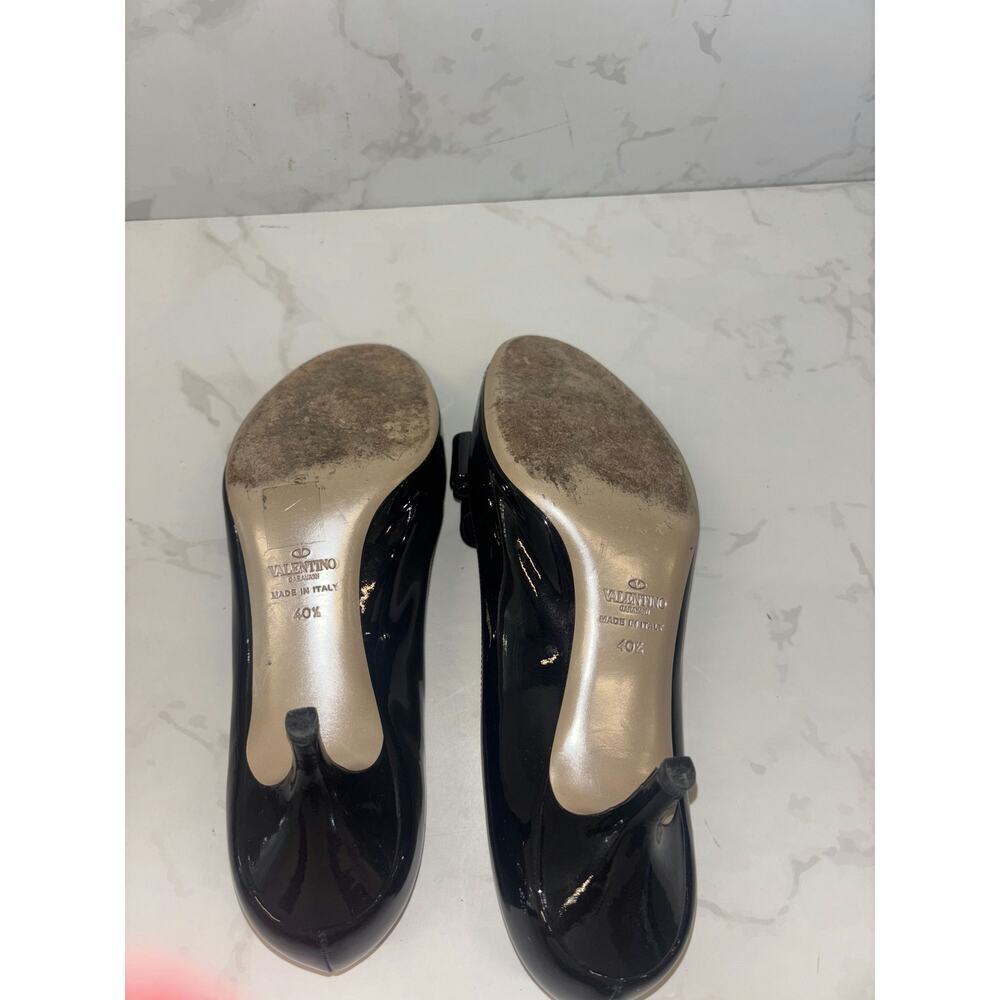 Valentino Black Patent Bow Pumps - Good Condition - Picture 3 of 5